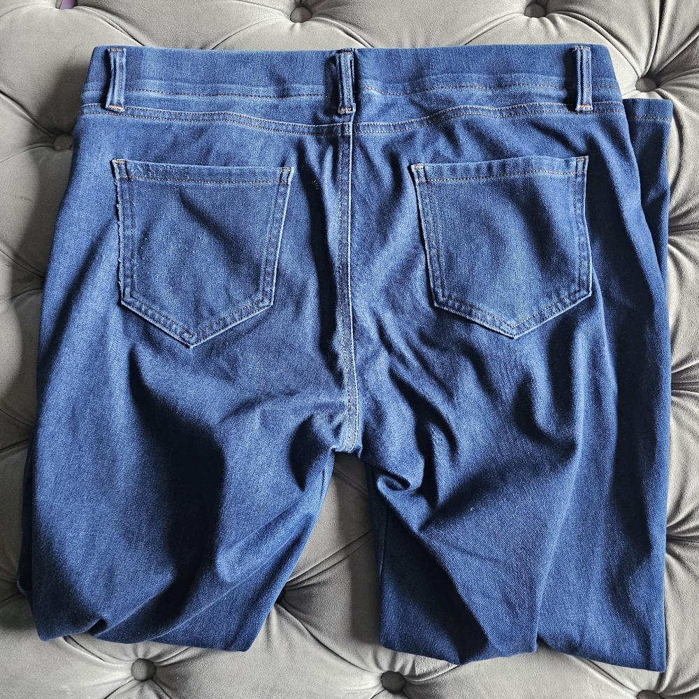 Amazon Essentials Pull On Stretchy Knit Jegging 2… - image 8